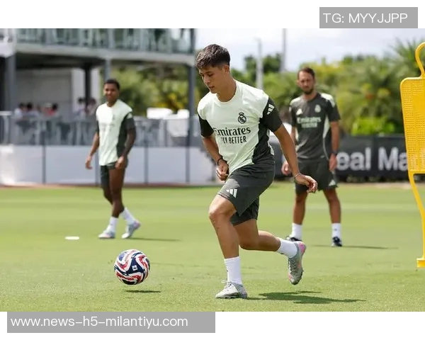 姆巴佩伤情检查结果乐观下周将恢复随队训练备战新赛季 姆巴佩伤情检查结果乐观下周将恢复随队训练备战新赛季