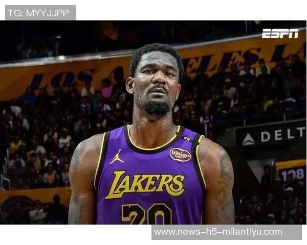 艾顿内线表现出色今日9球助力场均得分15分紧随字母哥之后位列联盟第二