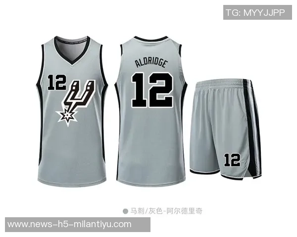 马刺新赛季球衣正式发布卡斯尔亲自试穿展现独特魅力与设计风格 马刺新赛季球衣正式发布卡斯尔亲自试穿展现独特魅力与设计风格